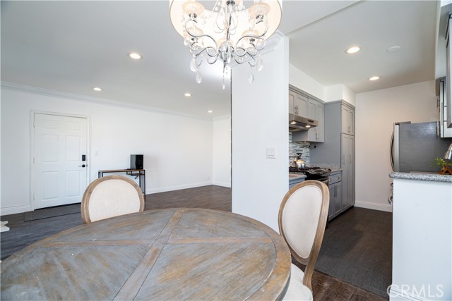 Detail Gallery Image 10 of 24 For 6041 Fountain Park St #9,  Woodland Hills,  CA 91367 - 2 Beds | 1 Baths