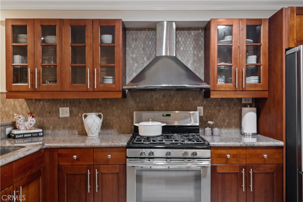 MLS #SR25246946 image #6