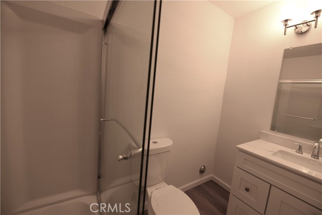 1800 S Ridgeley Drive, Los Angeles CA: https://media.crmls.org/medias/c98caa9b-d3b1-47f3-8880-d1d8f3a674b5.jpg