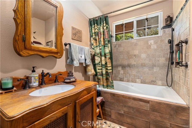 Detail Gallery Image 15 of 53 For 3062 Riviera Heights Dr, Kelseyville,  CA 95451 - 3 Beds | 2 Baths