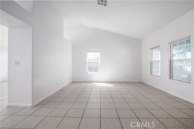 Detail Gallery Image 13 of 28 For 2658 N Drake, Merced,  CA 95348 - 4 Beds | 2 Baths