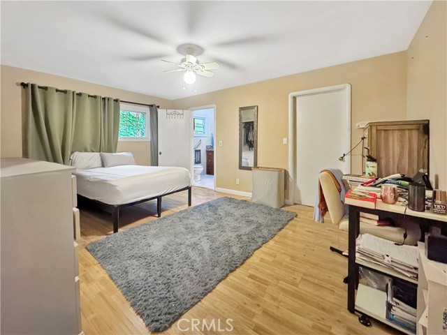 7736 Sugar Drive, Huntington Beach CA: https://media.crmls.org/medias/c98f4714-8b99-4a91-b78f-13cf6a7a1be7.jpg
