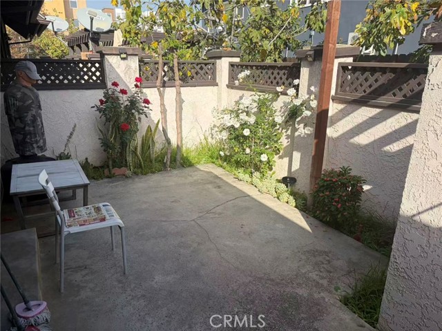 Detail Gallery Image 2 of 12 For 116 E Commonwealth, Alhambra,  CA 91801 - 3 Beds | 2 Baths