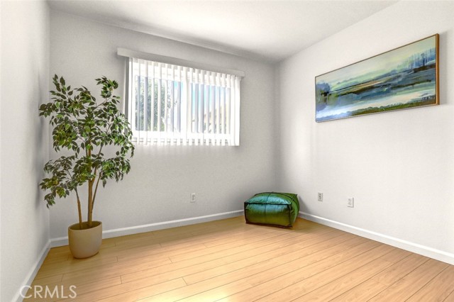 27142 Langside Avenue, Canyon Country CA: https://media.crmls.org/medias/c990d53f-b7a8-4521-b4a9-6646c0e9b19d.jpg