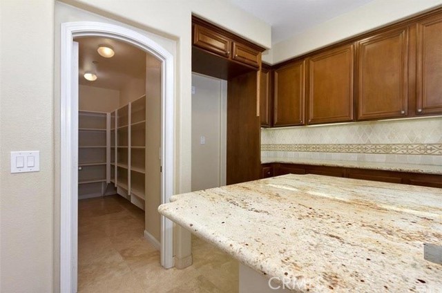 Detail Gallery Image 13 of 46 For 1556 Alderwood Cir, Corona,  CA 92881 - 5 Beds | 4/1 Baths