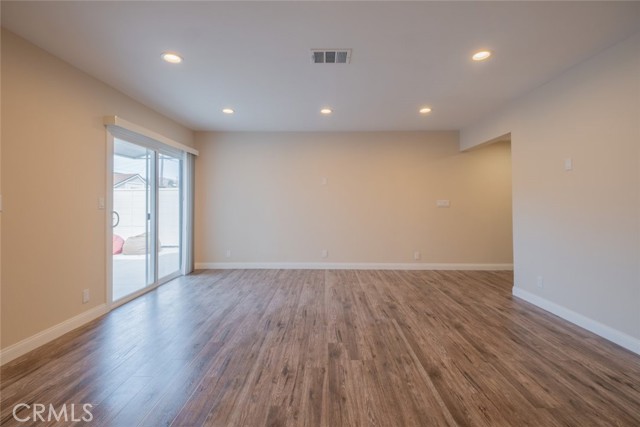 10401 Ruffner Avenue photo 9