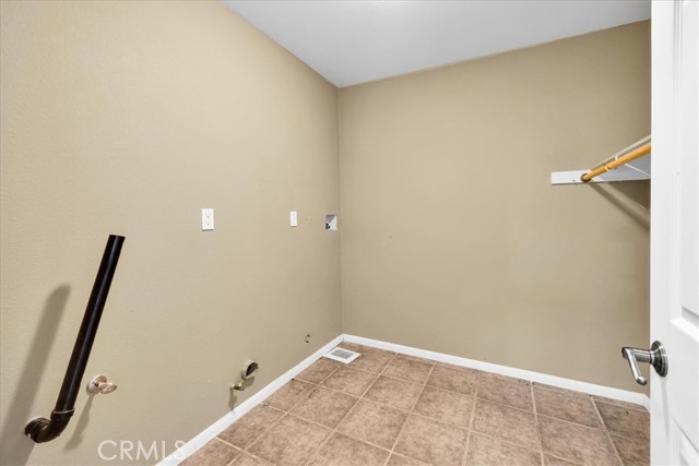 63357 Uranium Road, Joshua Tree CA: https://media.crmls.org/medias/c991cd20-eda1-4202-bd54-bc0563f781c2.jpg