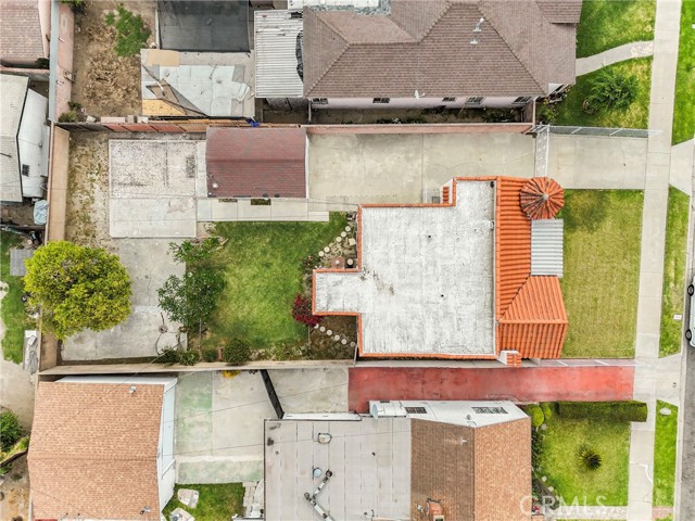 531 W Arbutus Street, Compton CA: https://media.crmls.org/medias/c991eb80-5407-4e68-a508-00c4aa347c7a.jpg