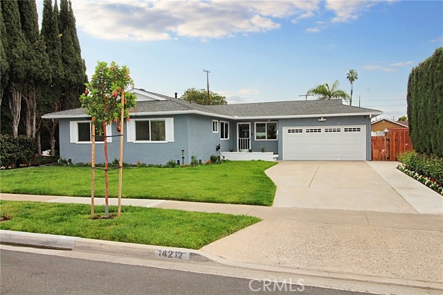 Detail Gallery Image 1 of 46 For 14212 Carfax Ave, Tustin,  CA 92780 - 4 Beds | 2 Baths