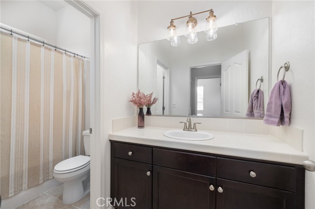 3771 Wrenwood Avenue, Clovis CA: https://media.crmls.org/medias/c992673d-d156-42a1-99b6-07beffdd63dd.jpg