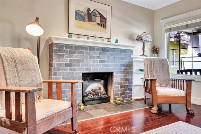 Detail Gallery Image 9 of 63 For 4562 Lomita, Los Angeles,  CA 90019 - 3 Beds | 2 Baths