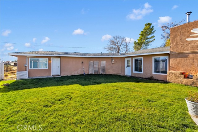 14573 Gayhead, Apple Valley CA: https://media.crmls.org/medias/c9936a62-9748-4c5c-9de3-7f45bae47d7a.jpg