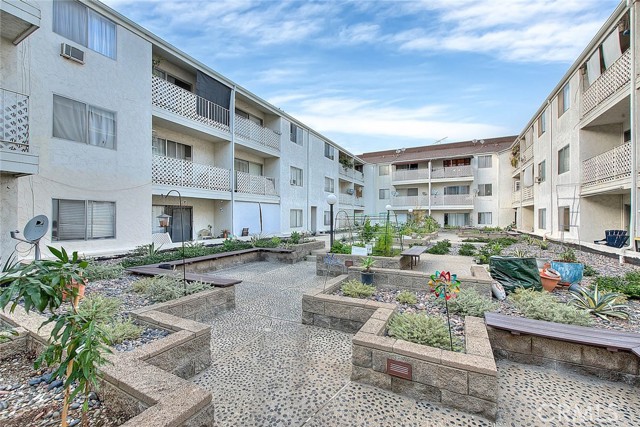 Detail Gallery Image 38 of 43 For 3565 Linden #226,  Long Beach,  CA 90807 - 1 Beds | 1 Baths