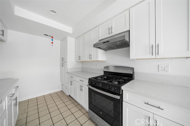 Detail Gallery Image 9 of 29 For 1377 Wheaton Way, Riverside,  CA 92507 - 3 Beds | 2 Baths