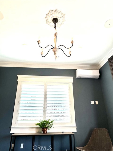 1701 Crest View, Pomona CA: https://media.crmls.org/medias/c9939508-a877-4da8-b1fb-c30fb111f677.jpg