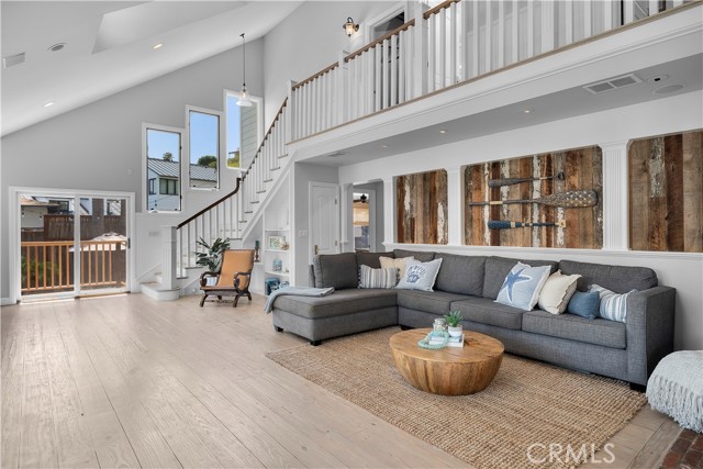 530 24th Street, Hermosa Beach CA: https://media.crmls.org/medias/c993bf1f-a3de-4ae5-8577-3dc6f98500c0.jpg