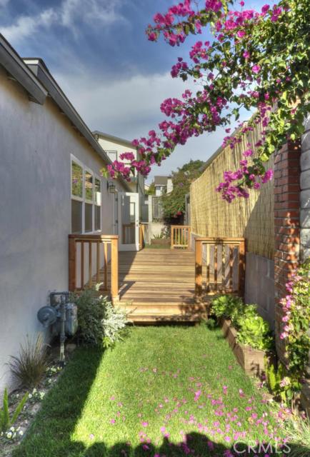 1719 Armour Lane, Redondo Beach, California 90278, 3 Bedrooms Bedrooms, ,1 BathroomBathrooms,Residential,Sold,Armour,S12000680 1719 Armour Lane, Redondo Beach, California 90278, 3 Bedrooms Bedrooms, ,1 BathroomBathrooms,Residential,Sold,Armour,S12000680