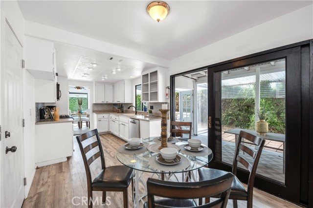 450 Anchor Way, Carlsbad CA: https://media.crmls.org/medias/c9955e35-2811-4df5-b313-6bef4ff6279e.jpg