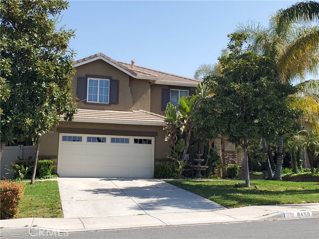 8450 Farmhouse Ln, Riverside, CA 92508