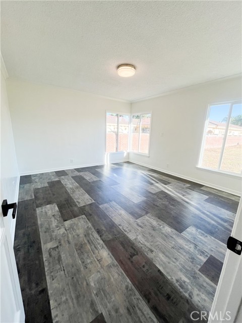 9620 Florence Avenue, Downey CA: https://media.crmls.org/medias/c996f363-89d7-4238-810e-dbddff09cc9f.jpg