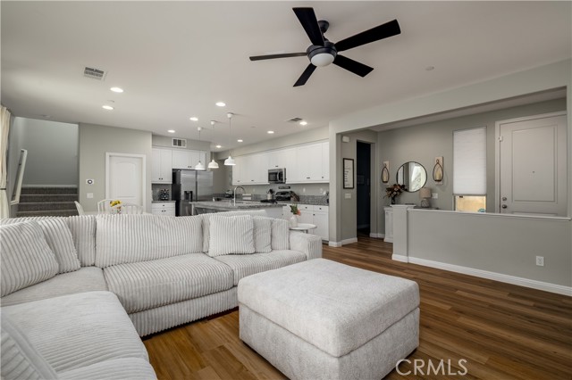 Detail Gallery Image 14 of 45 For 36391 Tenino, Lake Elsinore,  CA 92532 - 4 Beds | 3 Baths