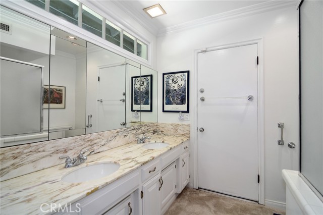 Detail Gallery Image 22 of 32 For 13943 Margate St, Sherman Oaks,  CA 91401 - 4 Beds | 3 Baths