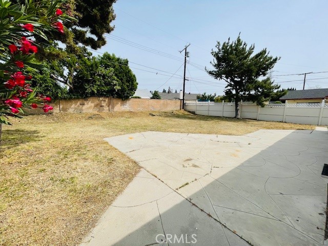 Detail Gallery Image 24 of 27 For 9722 Geyser Ave, Northridge,  CA 91324 - 3 Beds | 2 Baths