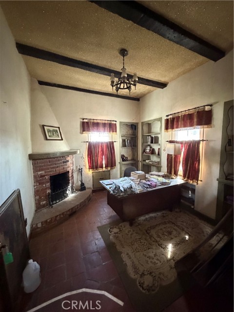 Detail Gallery Image 4 of 28 For 27490 Norwood, Highland,  CA 92346 - 4 Beds | 2/1 Baths