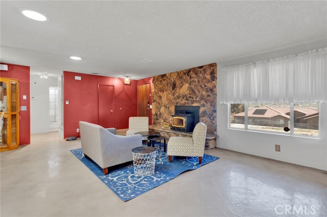 Detail Gallery Image 11 of 70 For 7929 Mono, Hesperia,  CA 92345 - 3 Beds | 2 Baths