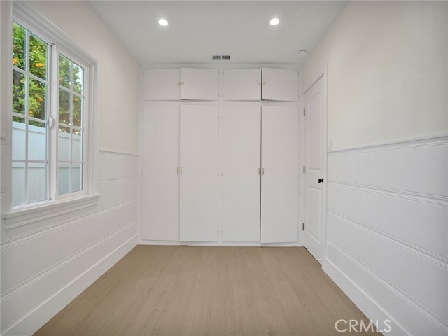 17425 Los Alimos Street, Granada Hills CA: https://media.crmls.org/medias/c999aaf0-1d37-4150-bf91-5e55d5c7f59a.jpg