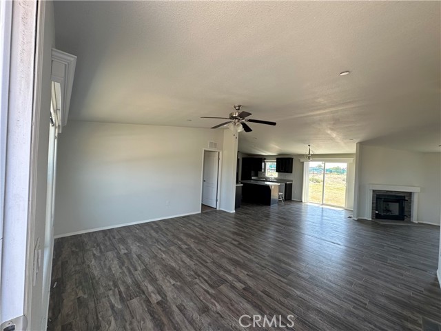 Detail Gallery Image 5 of 64 For 21125 River Rd, Perris,  CA 92570 - 4 Beds | 2 Baths