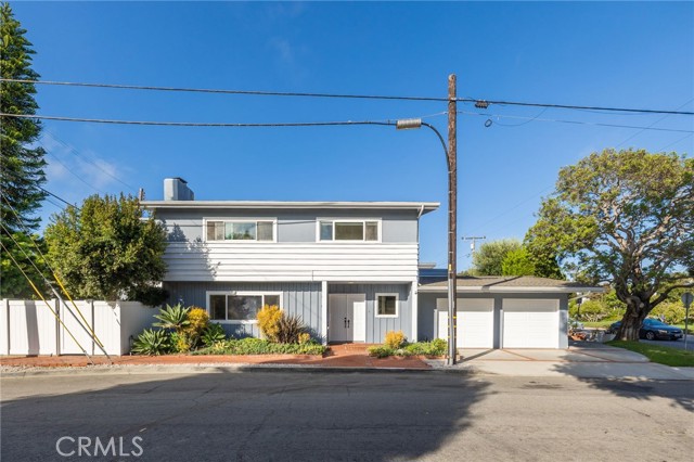 2701 Valley Drive, Manhattan Beach, California 90266, 4 Bedrooms Bedrooms, ,2 BathroomsBathrooms,Residential,Sold,Valley,SB23158108