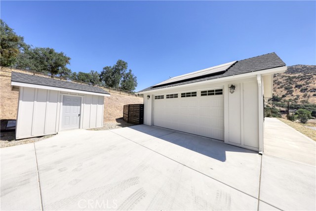 Detail Gallery Image 6 of 66 For 25904 Bear Valley, Tehachapi,  CA 93561 - 3 Beds | 2/1 Baths