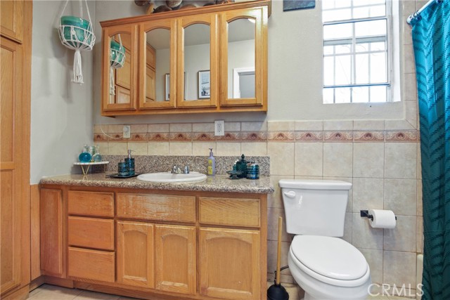 3985 Palm Avenue, Lynwood CA: https://media.crmls.org/medias/c99c5f2b-6b08-4199-9ae1-87924269d42c.jpg