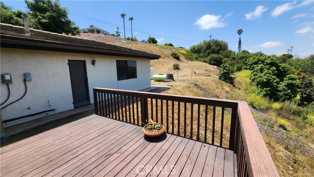 Detail Gallery Image 11 of 45 For 2878 Sumac Rd, Fallbrook,  CA 92028 - 3 Beds | 2 Baths