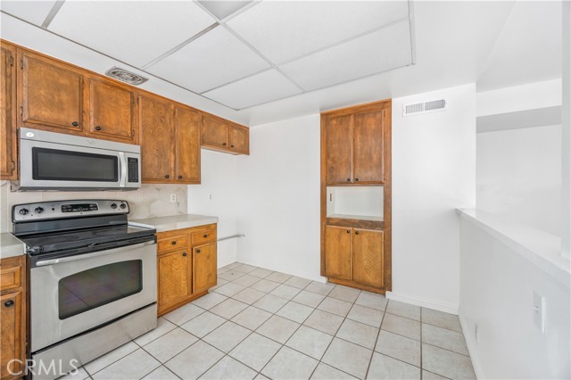 8195 Cachuma Circle, Buena Park CA: https://media.crmls.org/medias/c99d48f4-77f1-4833-9776-0086bc6ade98.jpg