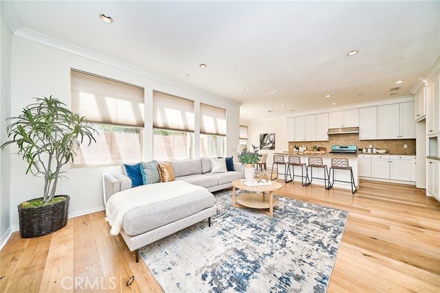 Detail Gallery Image 5 of 24 For 121 Baritone, Irvine,  CA 92620 - 3 Beds | 2/1 Baths