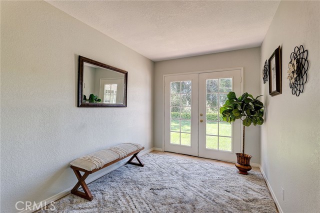 Detail Gallery Image 11 of 30 For 26134 Roymor Dr, Calabasas,  CA 91302 - 4 Beds | 3 Baths