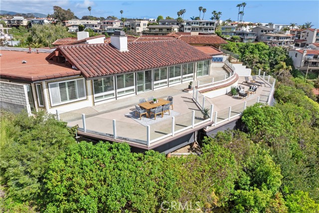 504 Avenida De La Riviera, San Clemente CA: https://media.crmls.org/medias/c99e5074-be5a-4068-8aa9-3dd3714863f2.jpg