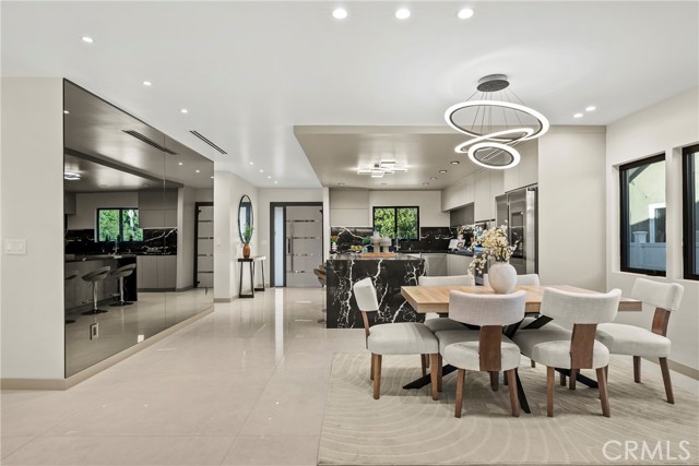 Detail Gallery Image 13 of 37 For 14242 Hortense, Sherman Oaks,  CA 91423 - 4 Beds | 4 Baths