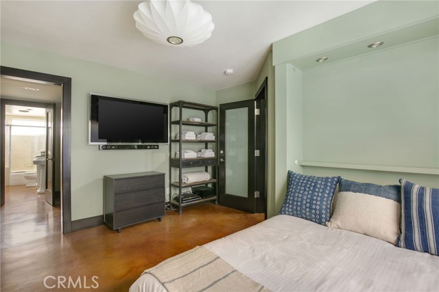 405 15th Street, Manhattan Beach CA: https://media.crmls.org/medias/c99ec1f3-440f-46e3-8769-e9feac9e55e8.jpg
