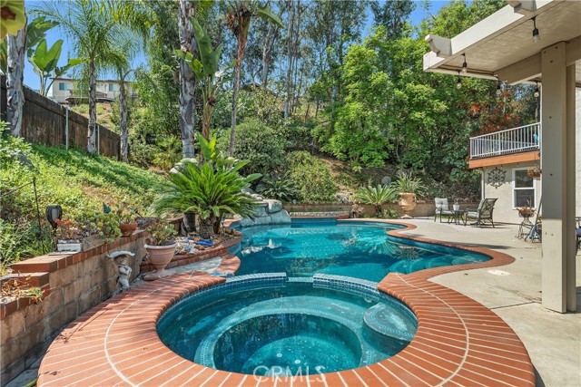 8 Rancho Laguna Dr., Pomona CA: https://media.crmls.org/medias/c99f482a-c352-40cb-bad9-58243f622541.jpg