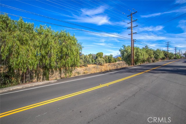 Detail Gallery Image 10 of 19 For 724 W Sunset Dr, Redlands,  CA 92373 - – Beds | – Baths