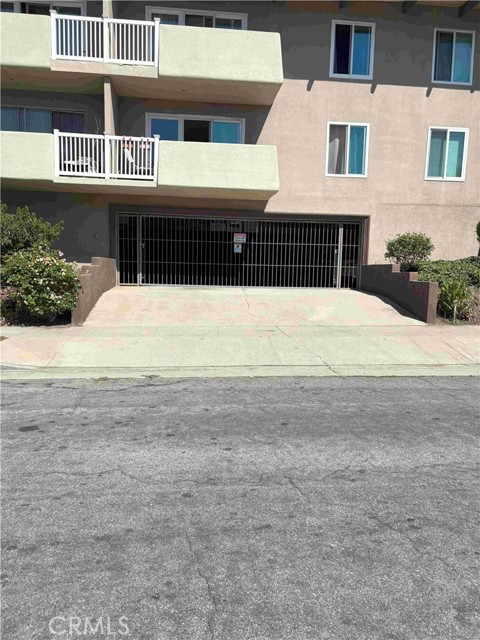 Detail Gallery Image 3 of 19 For 23930 Los Codona Ave #106,  Torrance,  CA 90505 - 2 Beds | 2 Baths