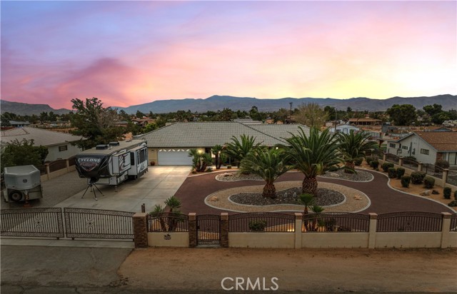 Front Image Thumbnail for CRHD26087402