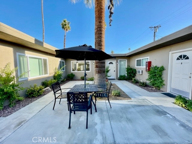 45421 Sunset Lane, Palm Desert CA: https://media.crmls.org/medias/c9a15b90-f1d2-4538-9e99-517a217c0db0.jpg
