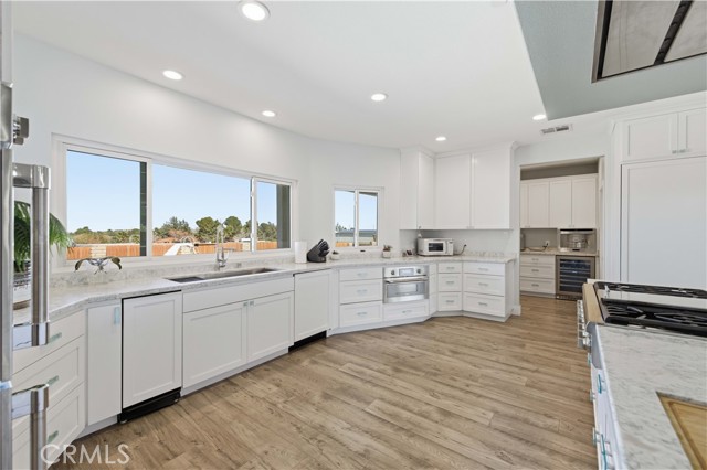 Detail Gallery Image 19 of 74 For 4241 W Avenue N3, Palmdale,  CA 93551 - 4 Beds | 4/2 Baths