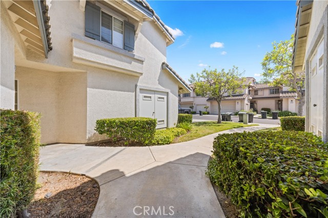 Detail Gallery Image 3 of 46 For 8035 E Treeview Ct, Anaheim,  CA 92808 - 3 Beds | 2/1 Baths