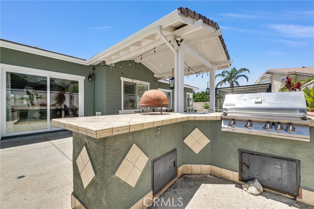 5520 Meadowbrook Court, Rancho Cucamonga CA: https://media.crmls.org/medias/c9a342e8-82a2-467a-90d1-7c00f0c27e39.jpg