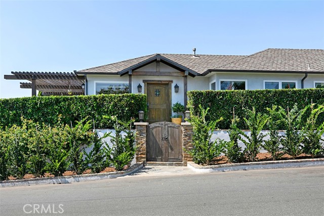 228 Ledroit Street, Laguna Beach CA: https://media.crmls.org/medias/c9a44995-d75c-487b-a2e9-4d8639e55103.jpg